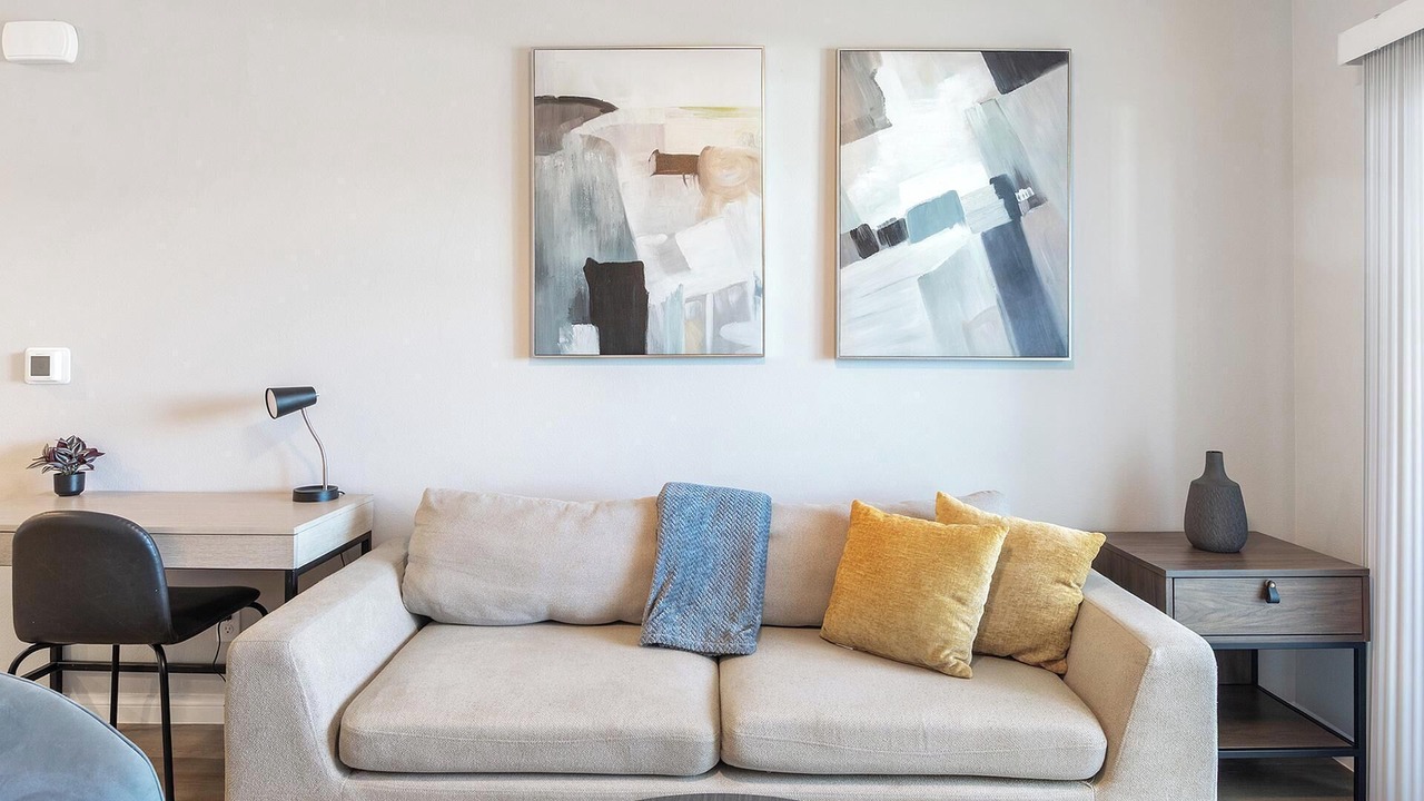 Photo of Livingroom in Townsite