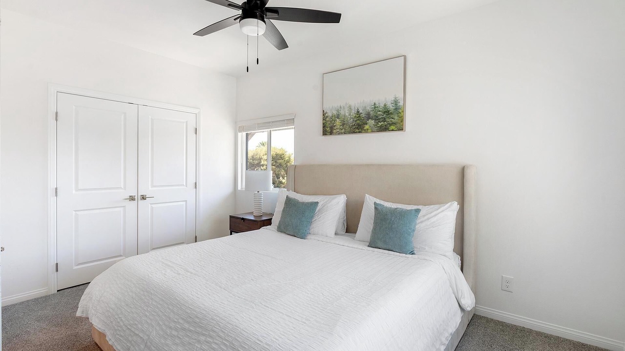 Photo of Bedroom in Townsite
