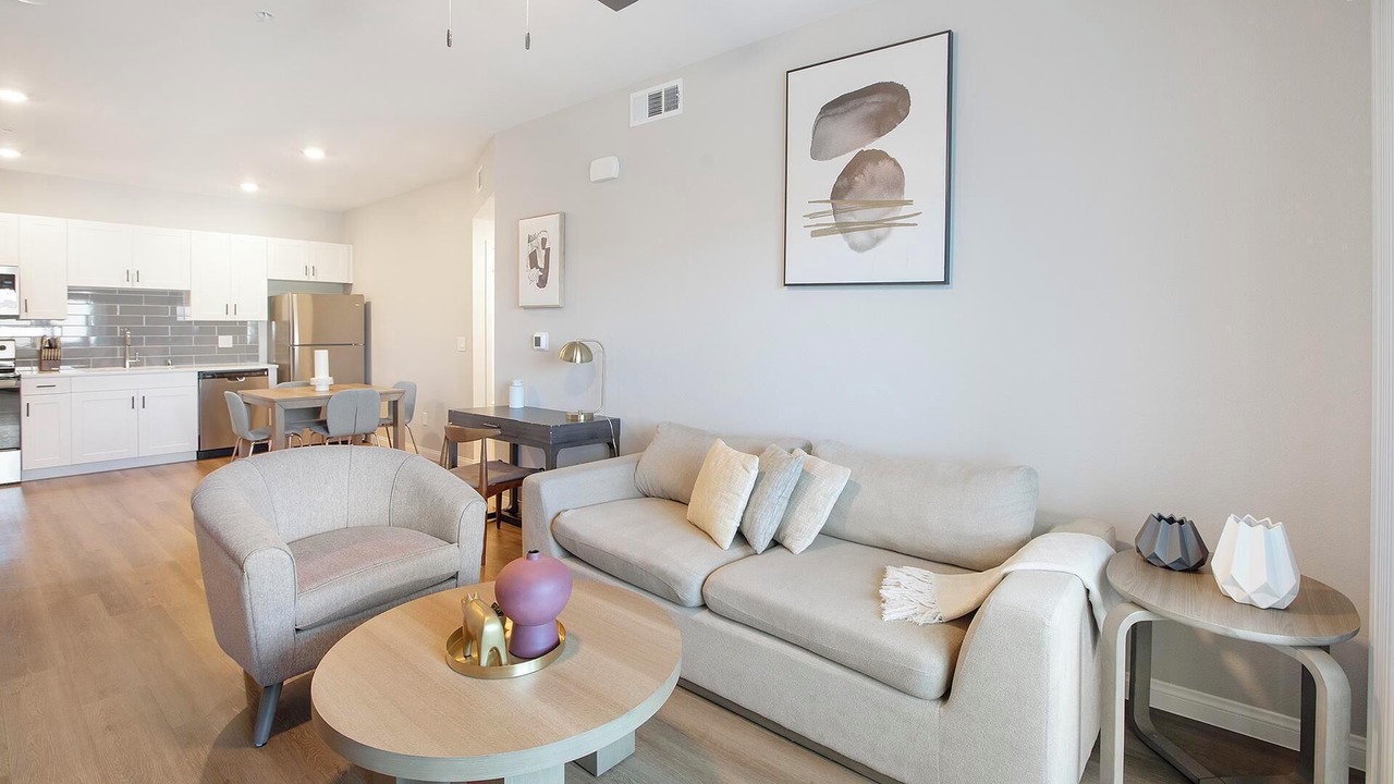 Photo of Livingroom in Townsite