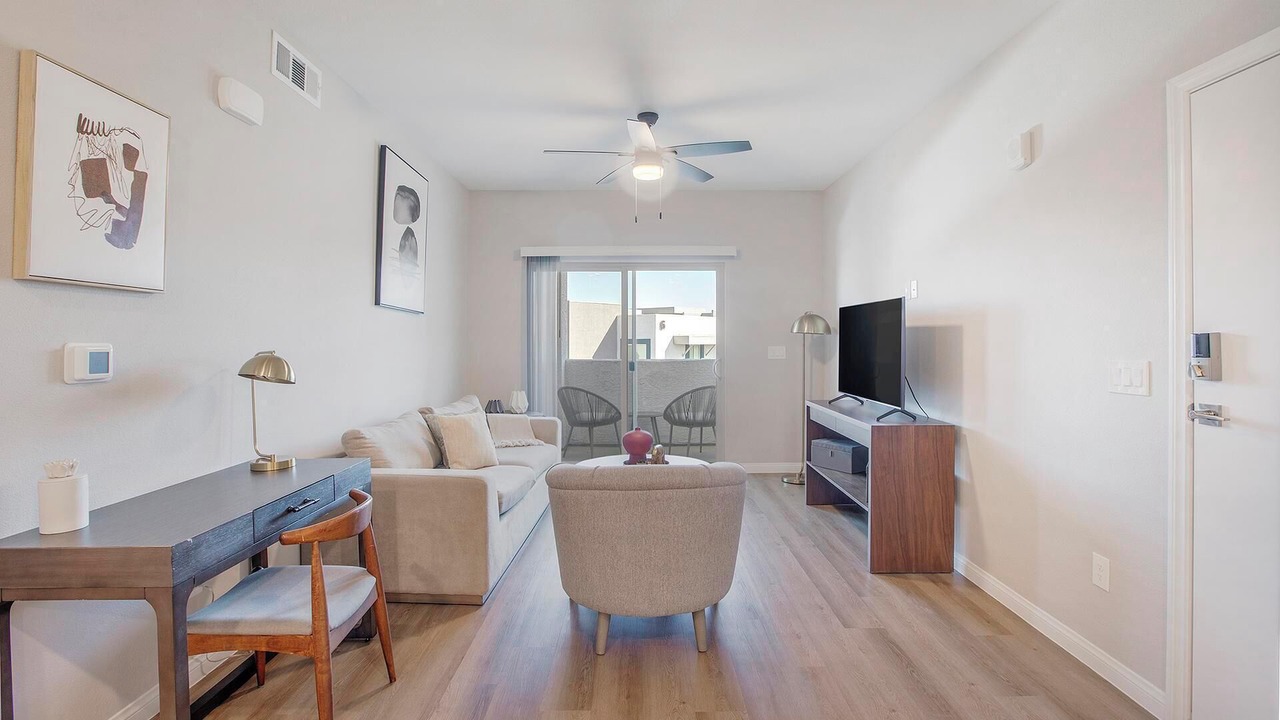 Photo of Livingroom in Townsite