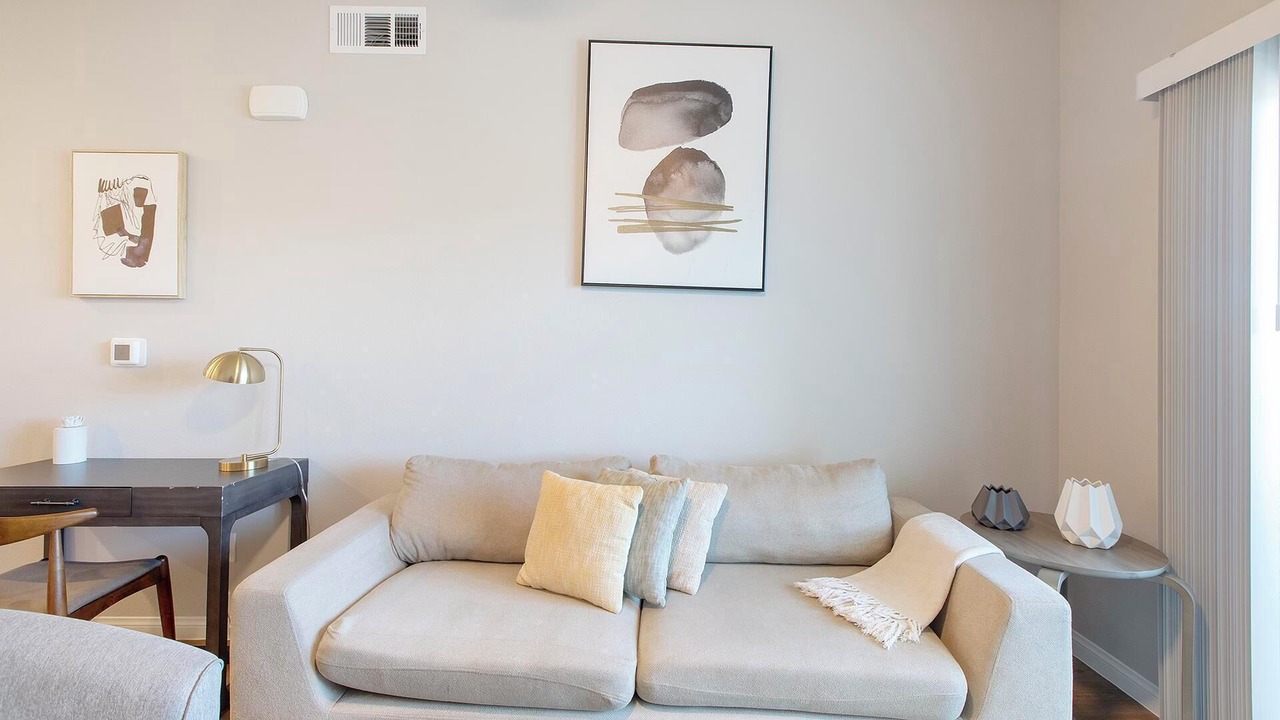 Photo of Livingroom in Townsite