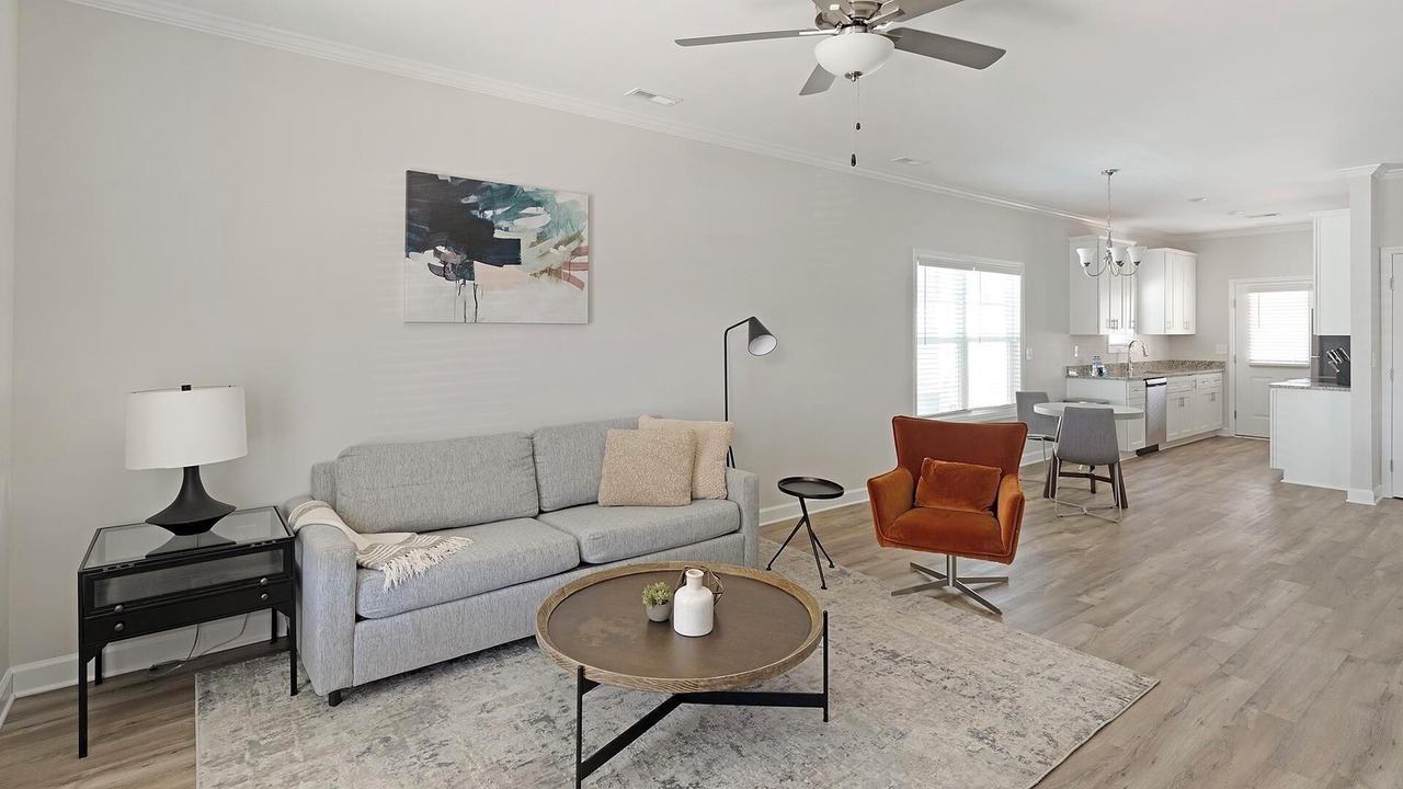 Photo of Livingroom in Huntsville
