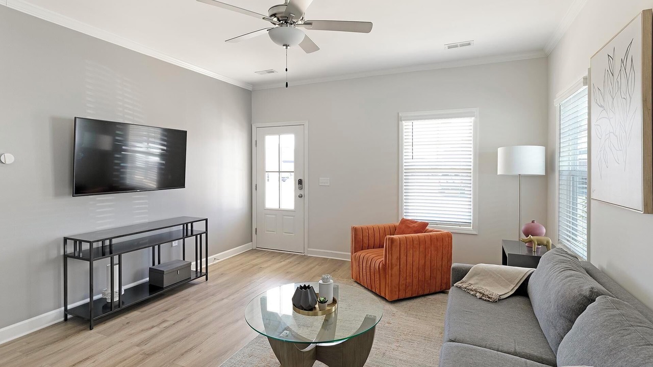 Photo of Livingroom in Huntsville