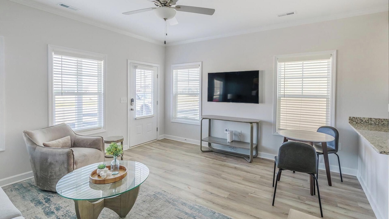 Photo of Livingroom in Huntsville