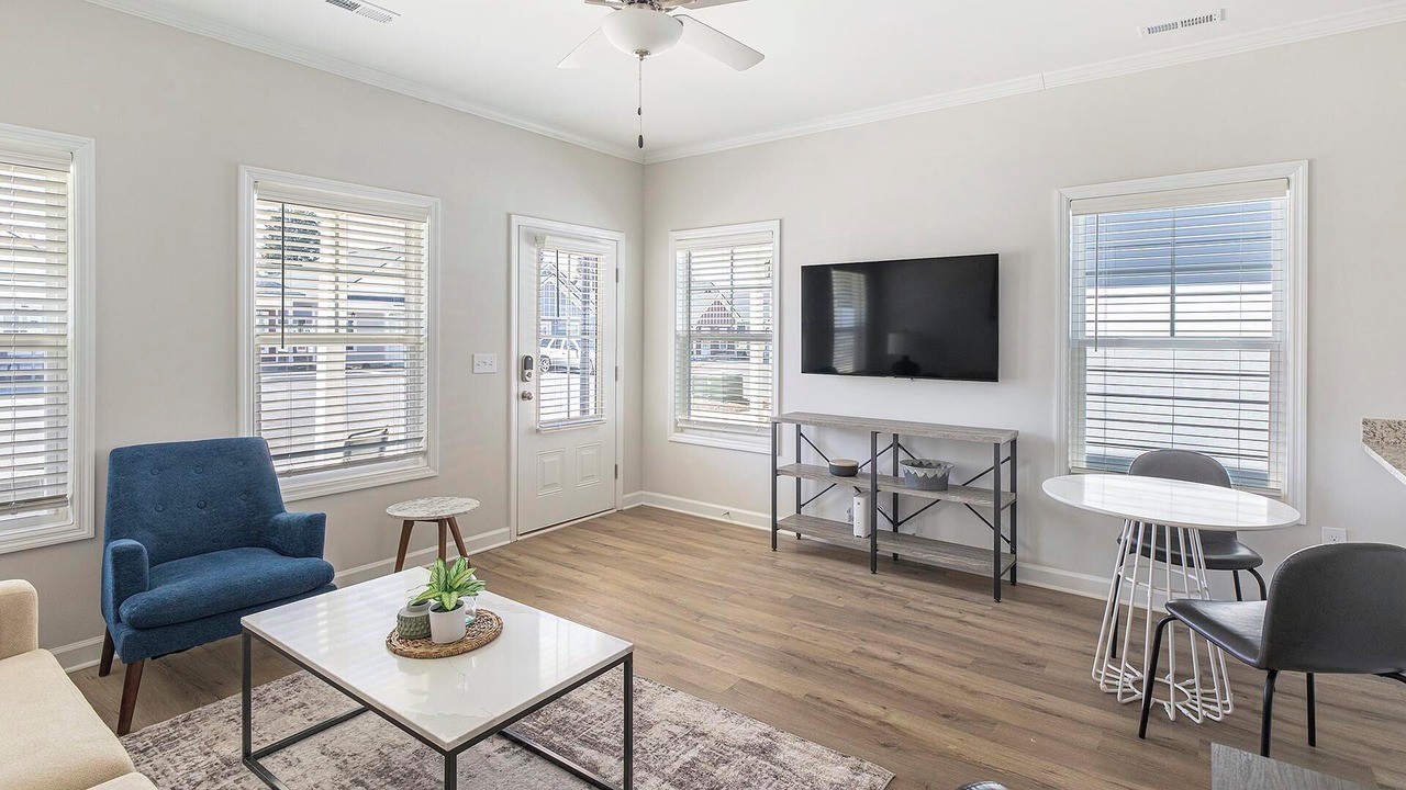 Photo of Livingroom in Huntsville