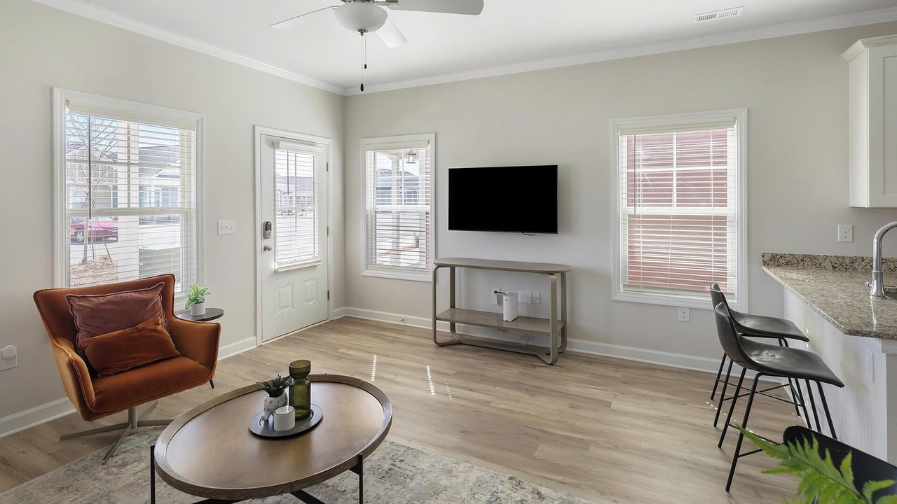 Photo of Livingroom in Huntsville