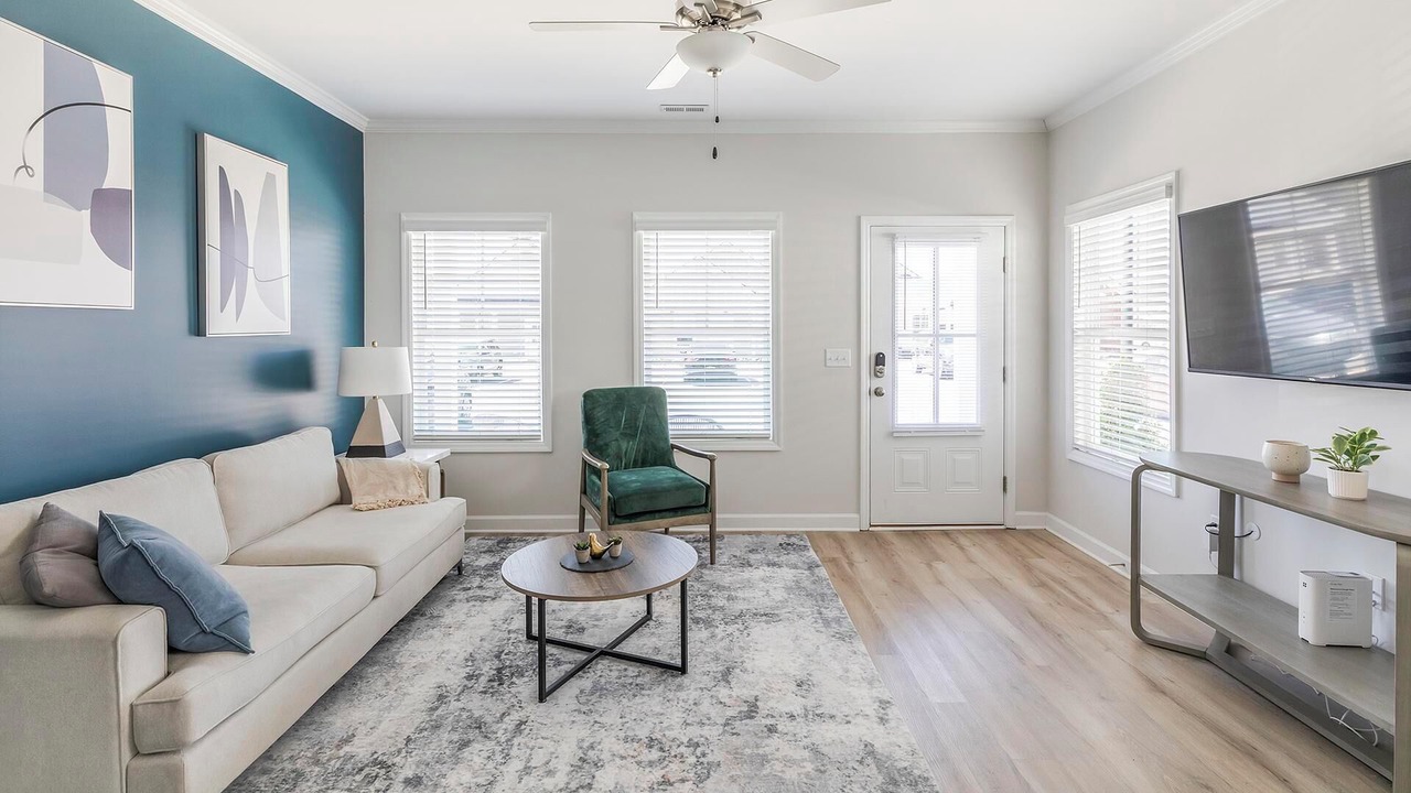 Photo of Livingroom in Huntsville