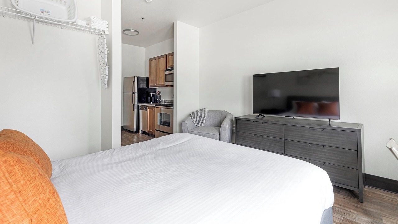 Photo of Bedroom in Pearl District