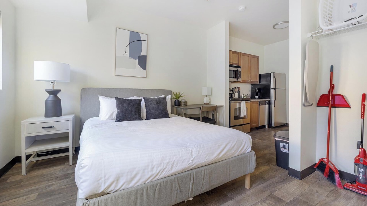 Photo of Bedroom in Pearl District