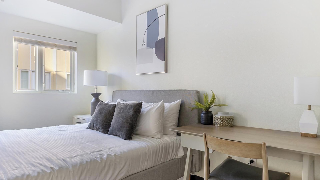 Photo of Bedroom in Pearl District