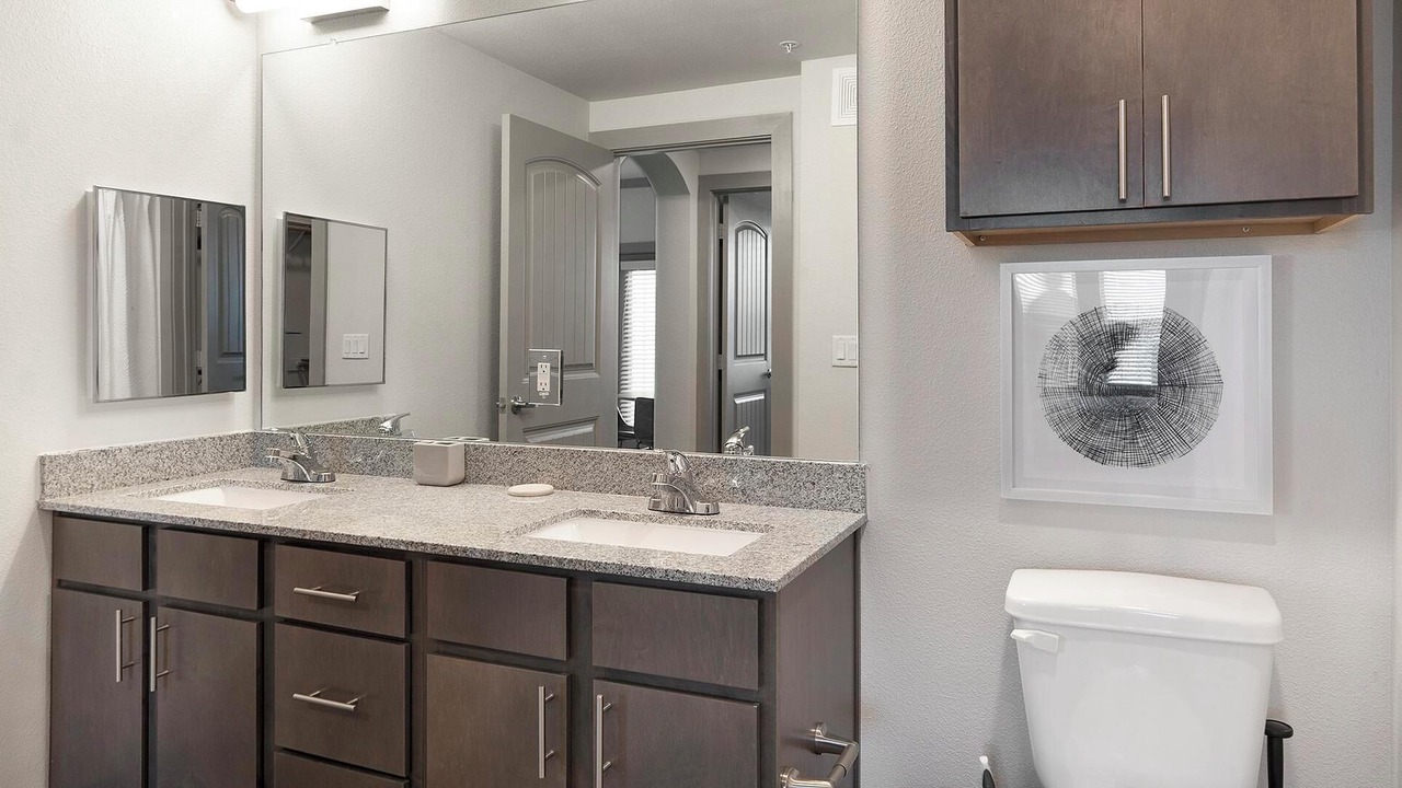 Photo of Bathroom in Manor