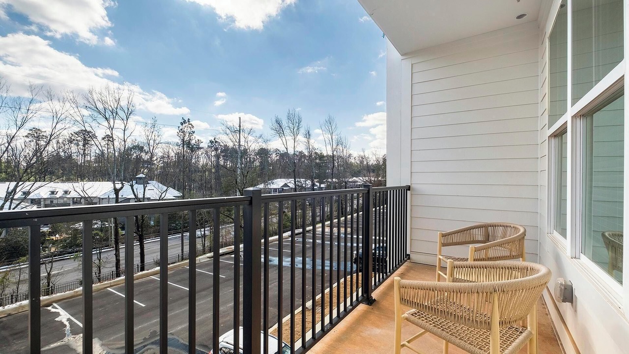 Photo of Patio Balcony in Crestline Heights