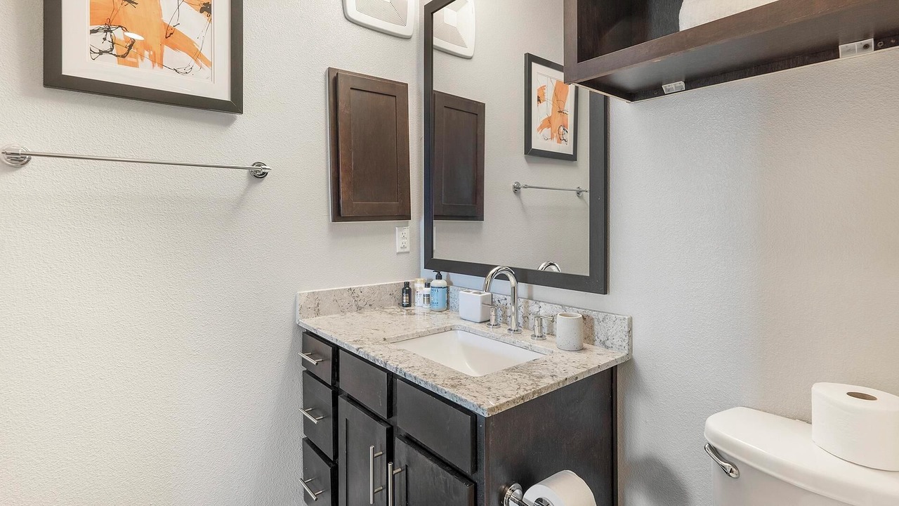 Photo of Bathroom in Buda