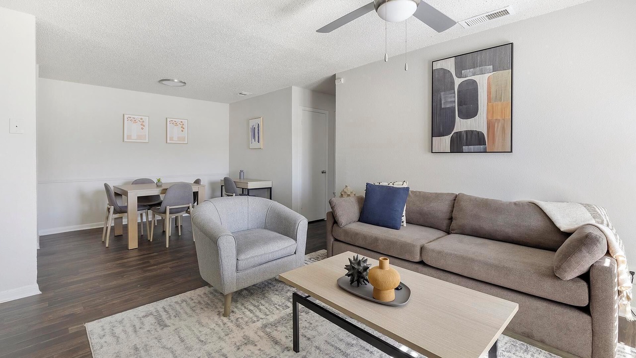 Photo of Livingroom in Denton