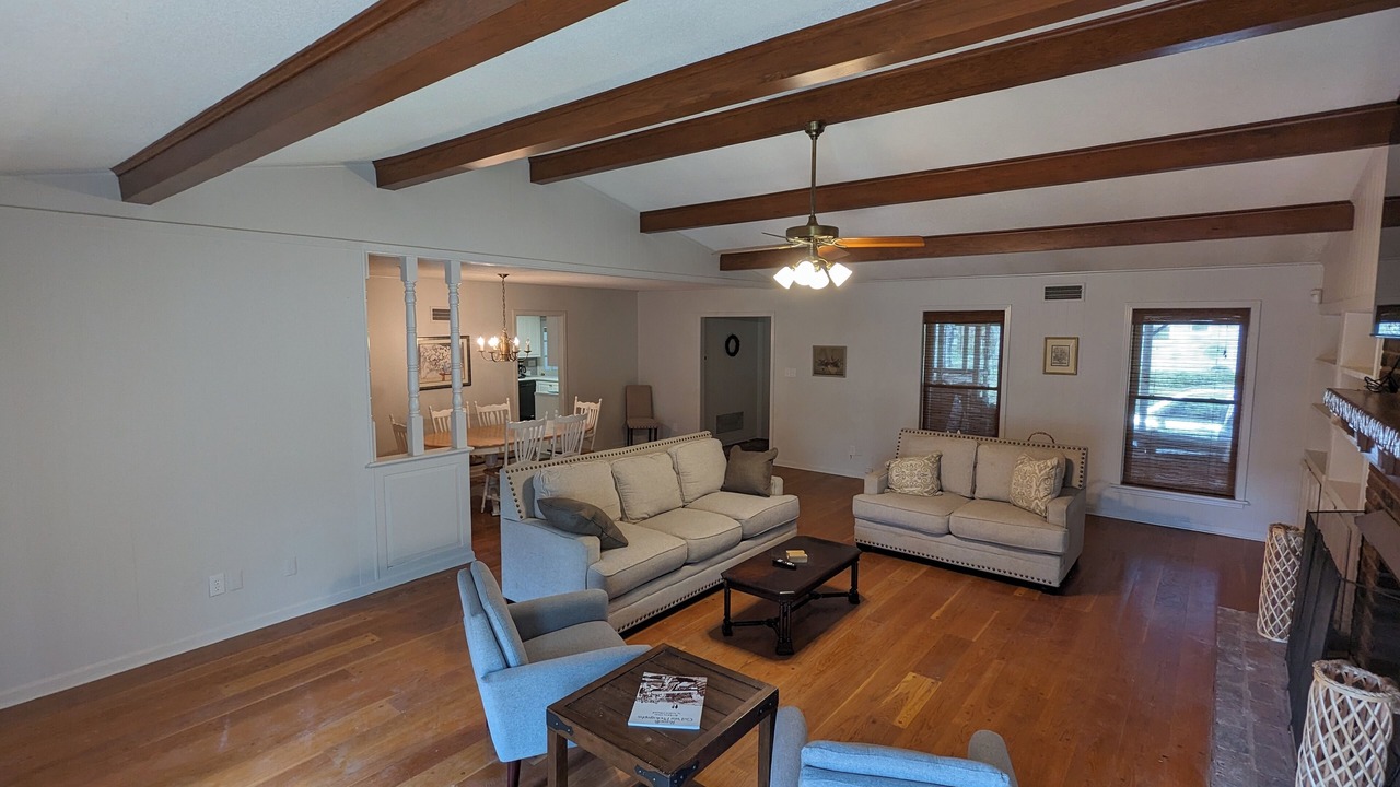 Photo of Livingroom in Jackson