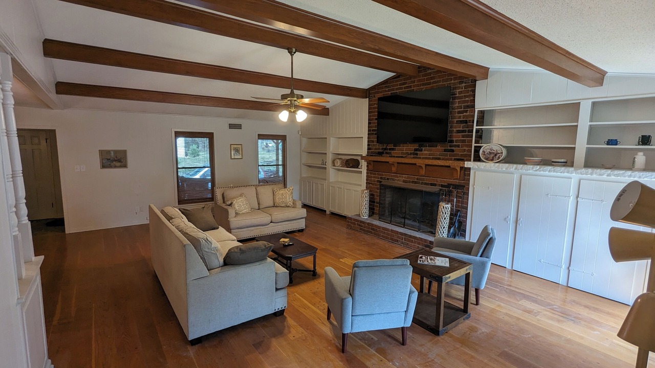 Photo of Livingroom in Jackson