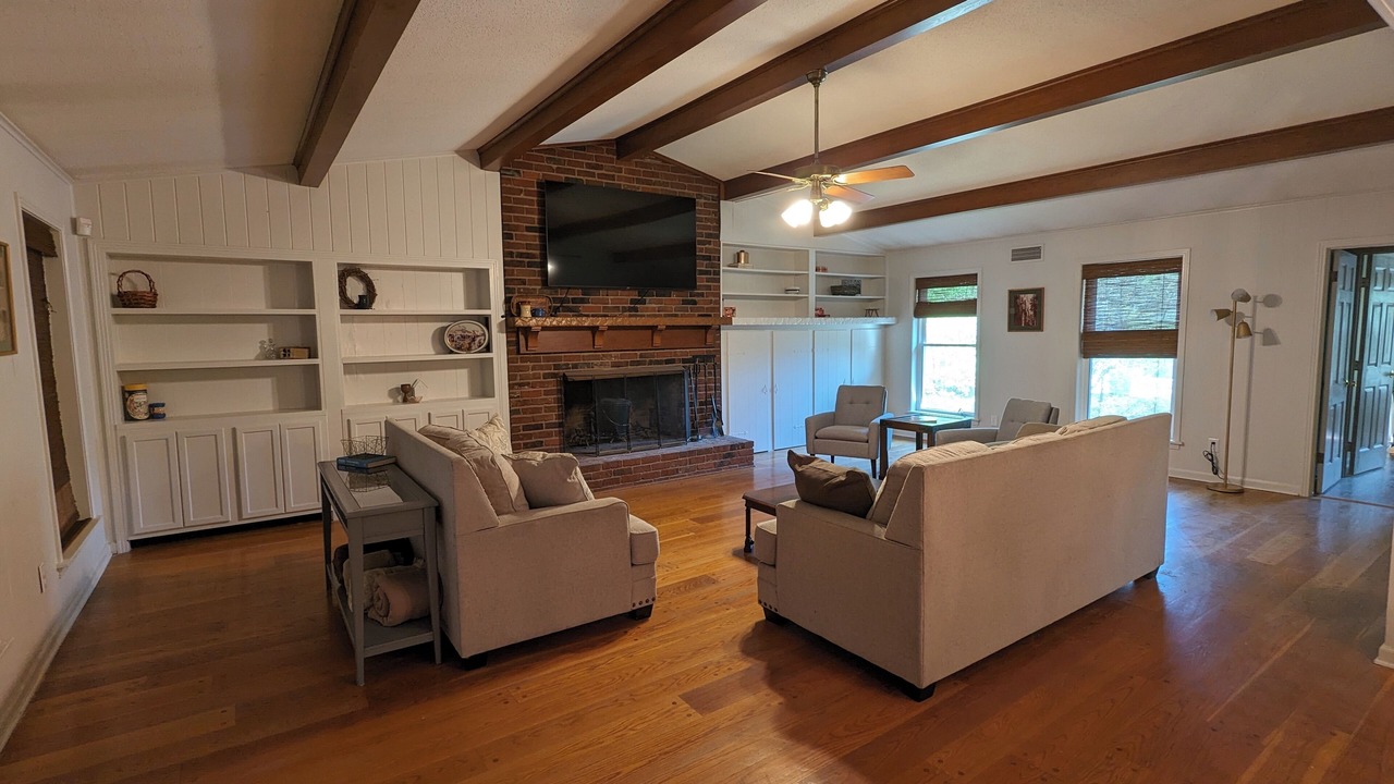 Photo of Livingroom in Jackson