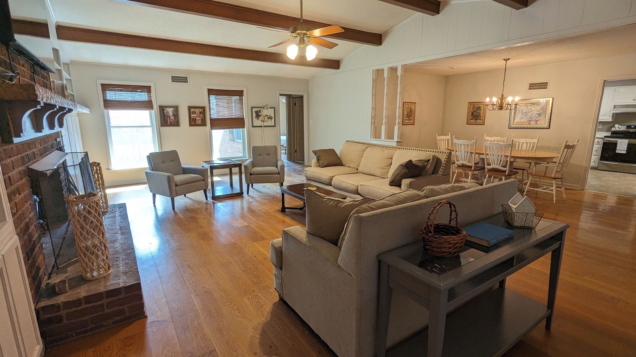 Photo of Livingroom in Jackson
