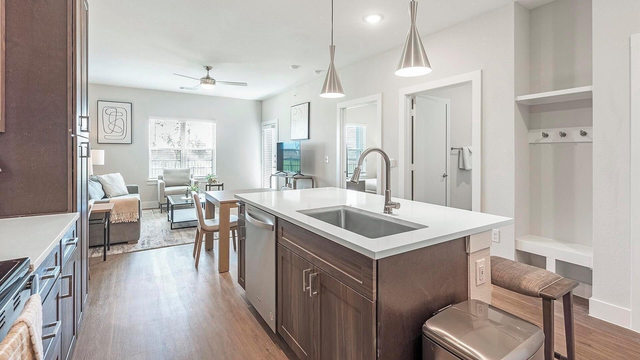 Photo of Others in Seguin