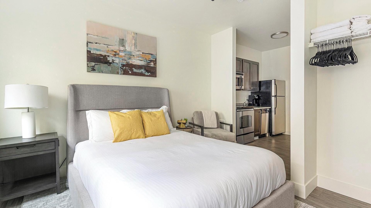 Photo of Bedroom in Pearl District