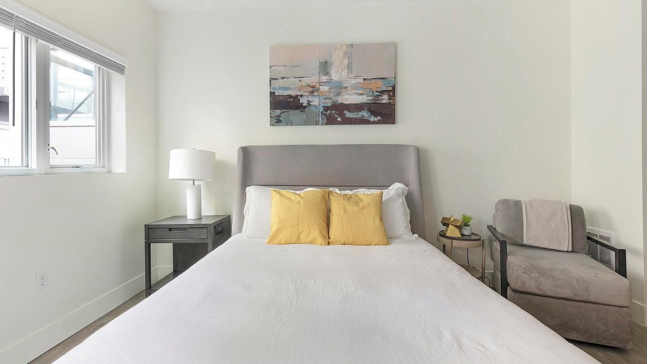 Photo of Bedroom in Pearl District