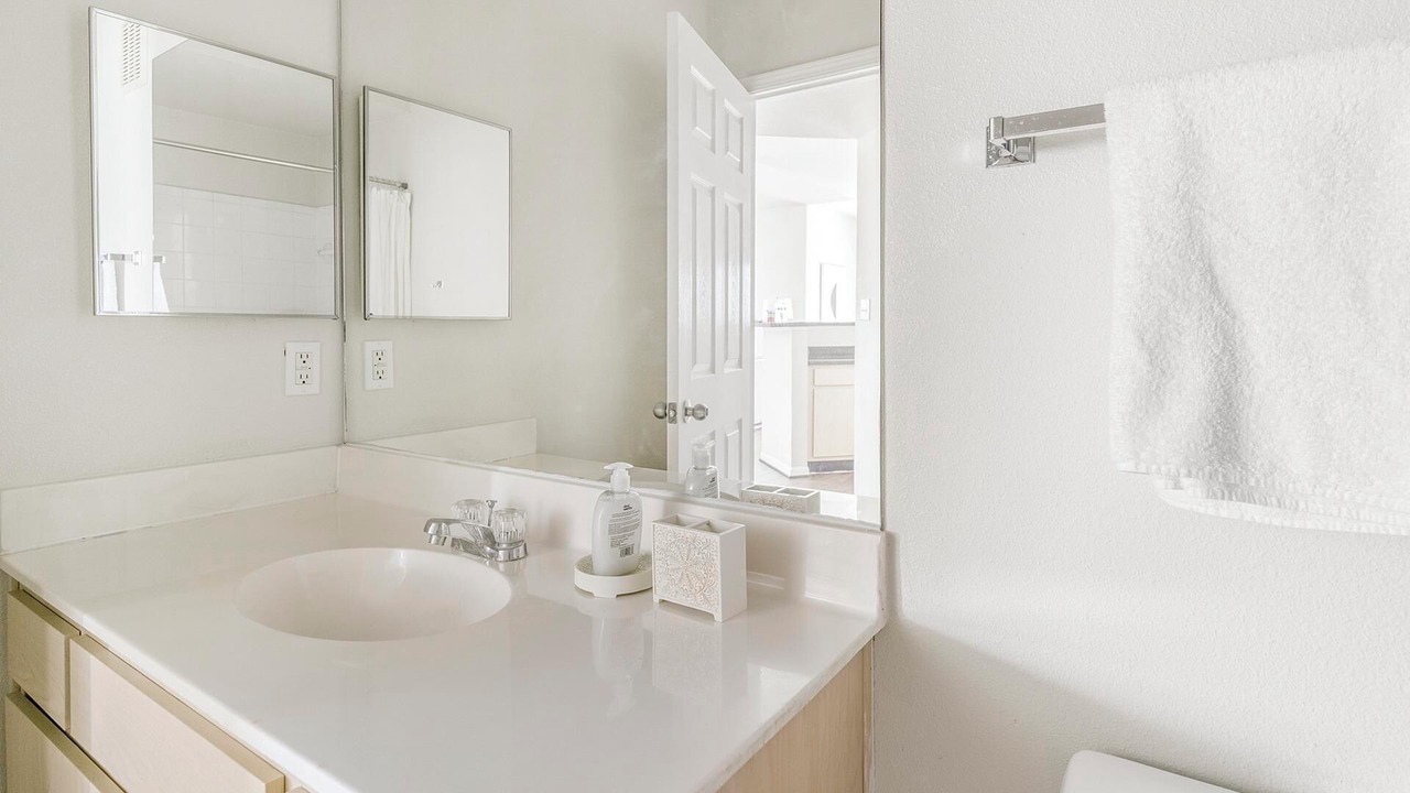 Photo of Bathroom in Southbelt/Ellington