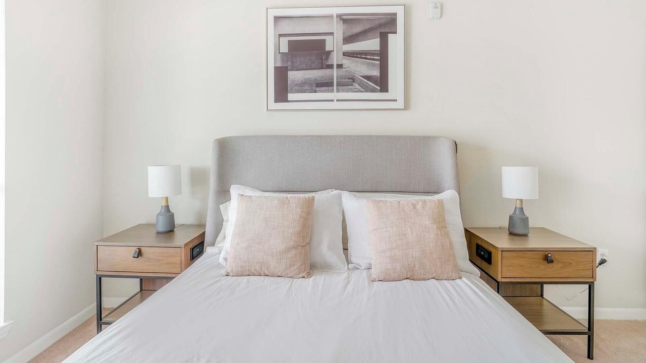 Photo of Bedroom in Southbelt/Ellington