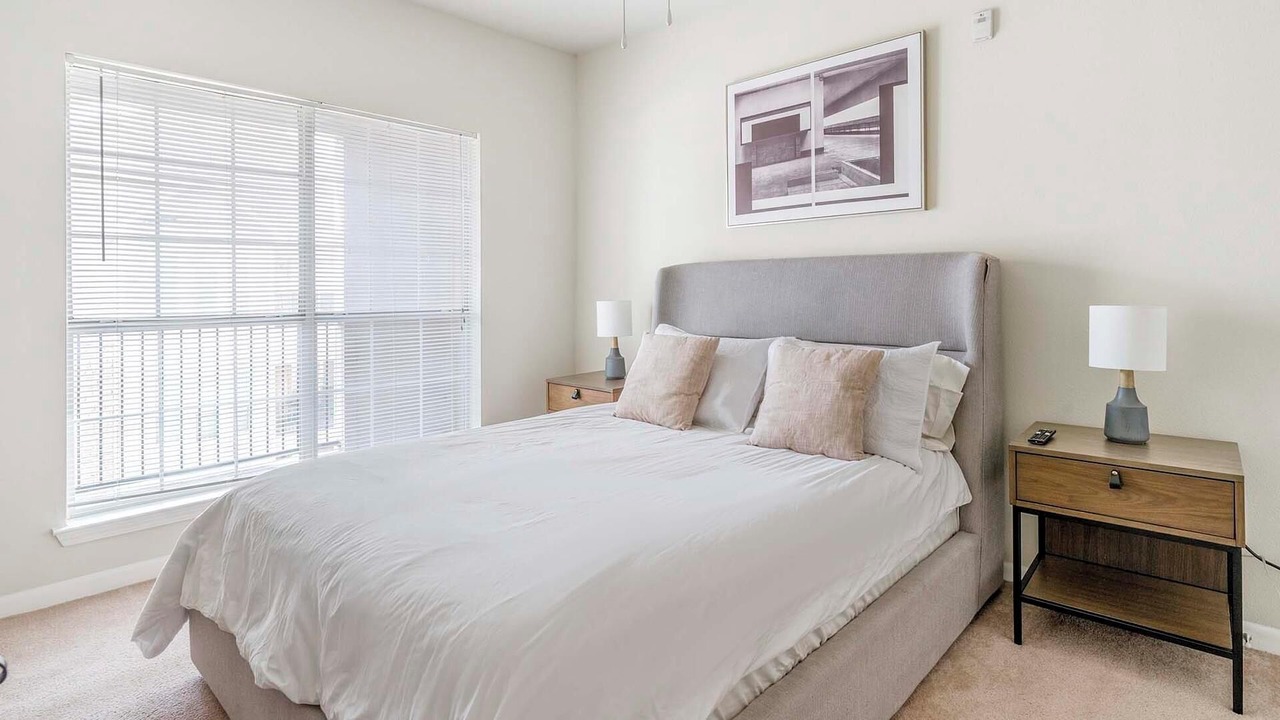 Photo of Bedroom in Southbelt/Ellington