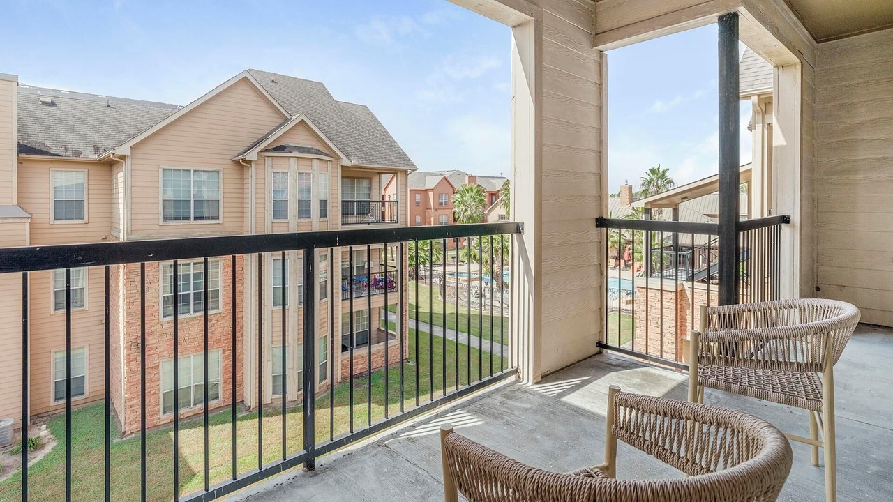 Photo of Outdoor in Southbelt/Ellington