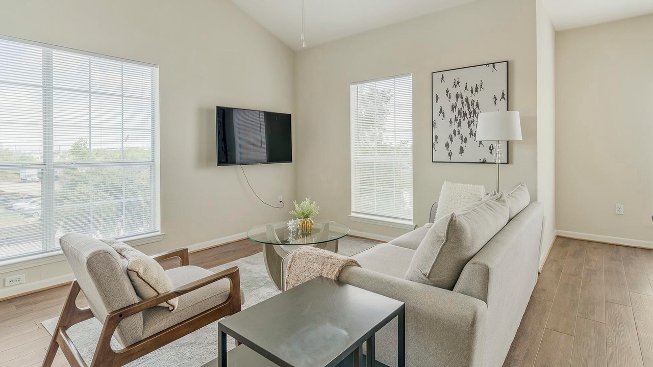 Photo of Livingroom in Southbelt/Ellington