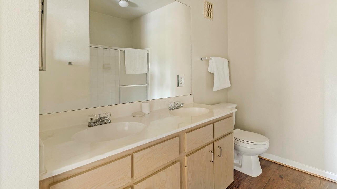 Photo of Bathroom in Southbelt/Ellington