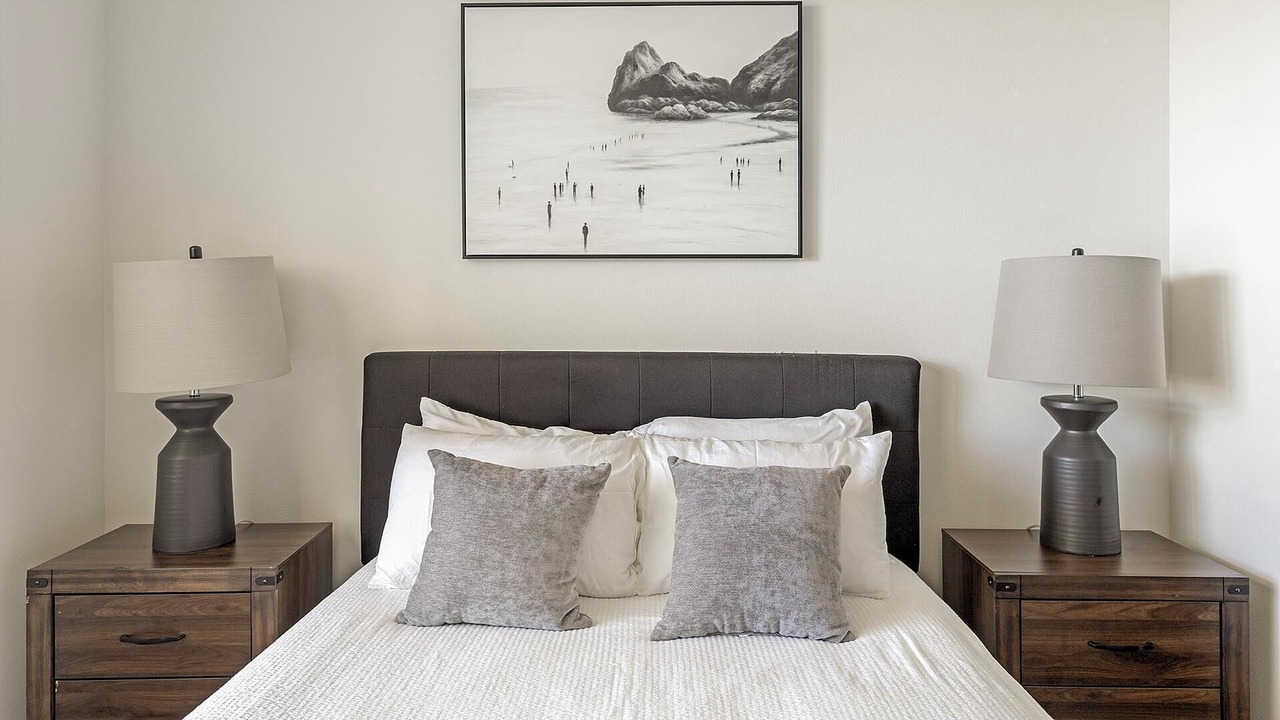 Photo of Bedroom in Haltom City