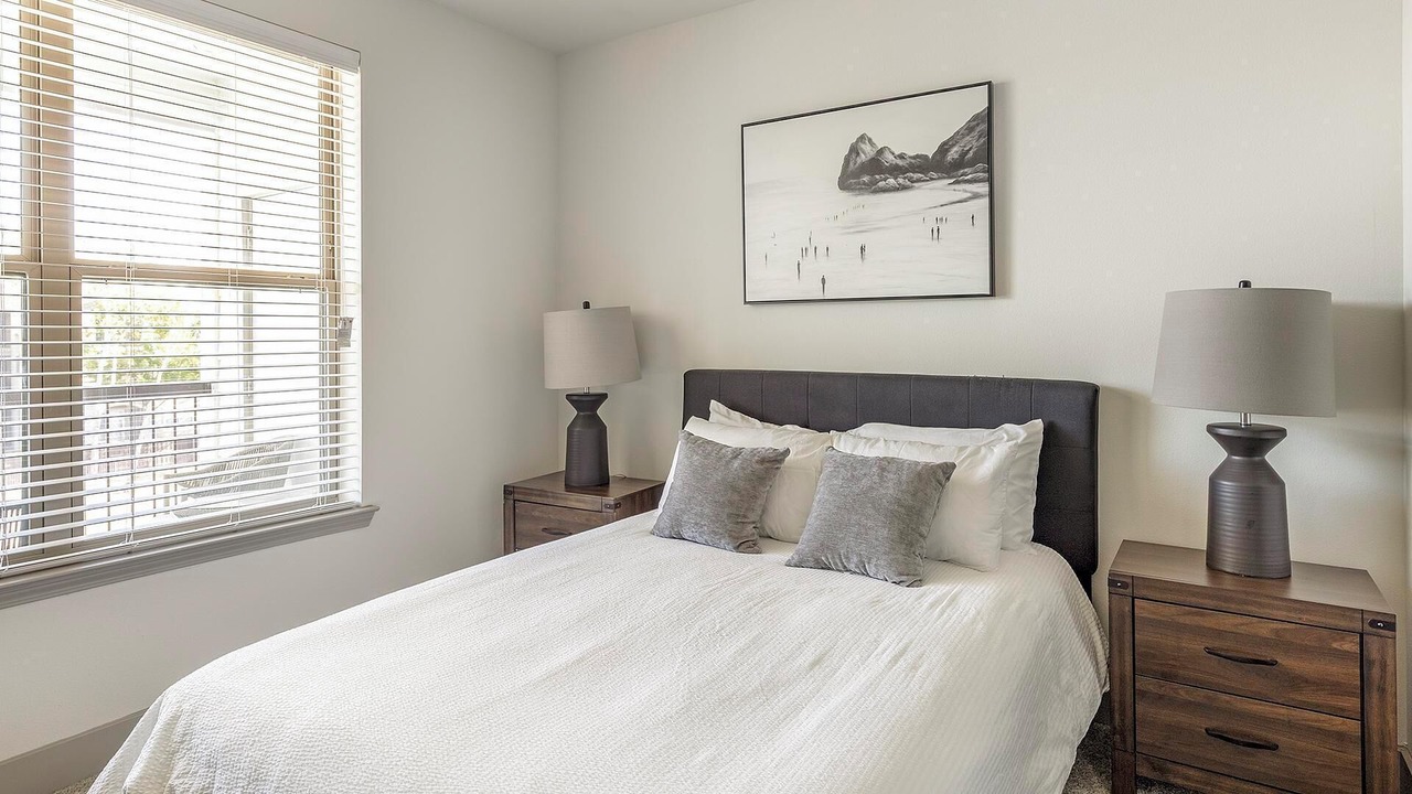 Photo of Bedroom in Haltom City