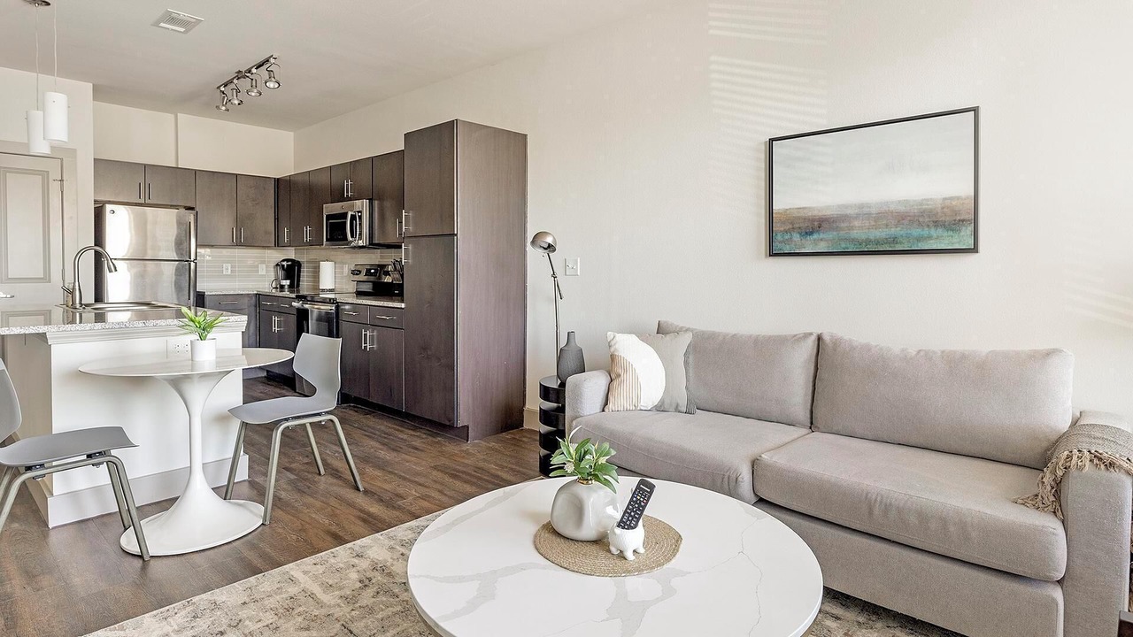 Photo of Livingroom in Haltom City