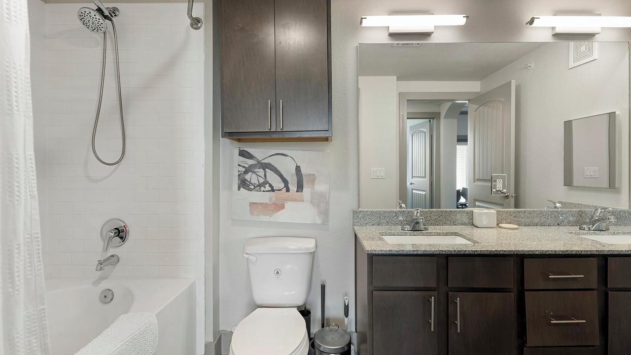 Photo of Bathroom in Manor