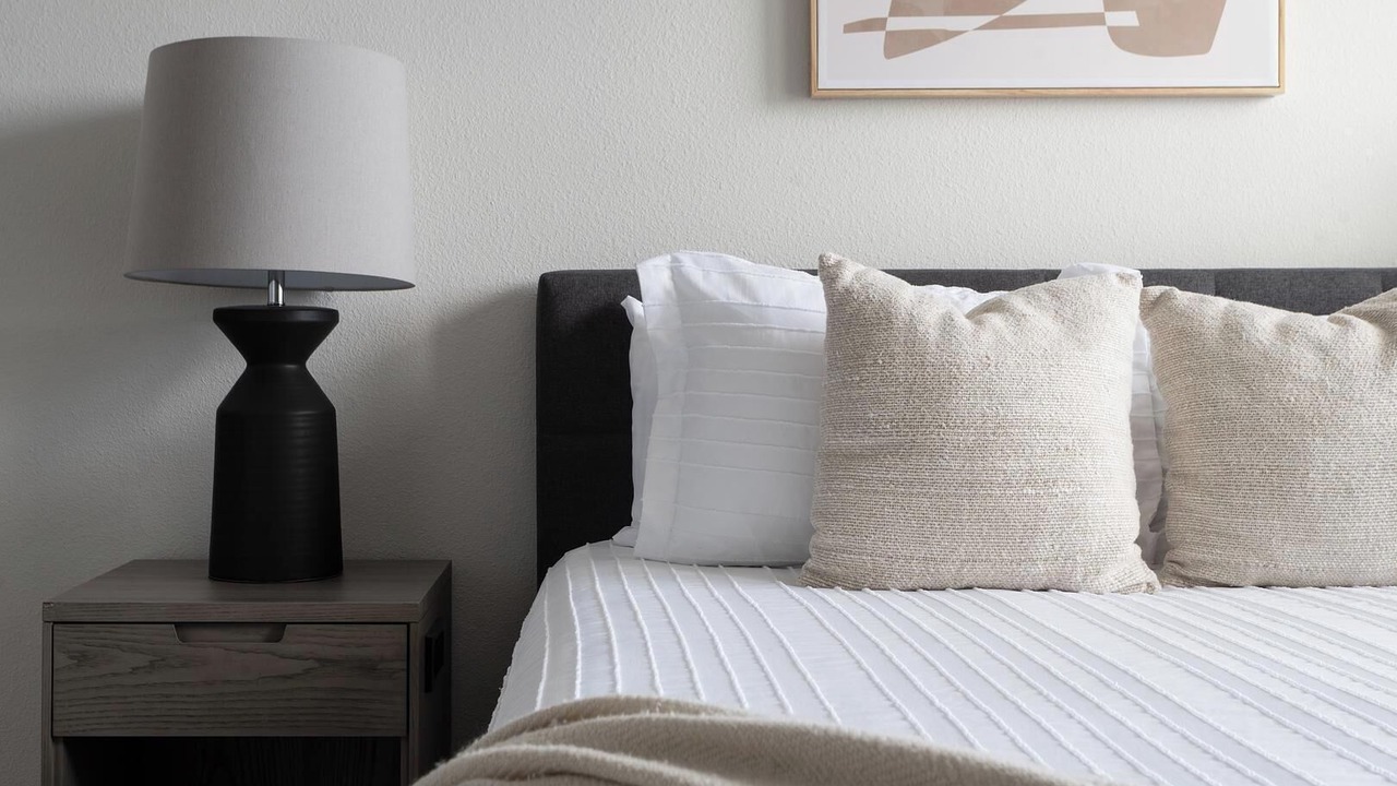 Photo of Bedroom in Manor