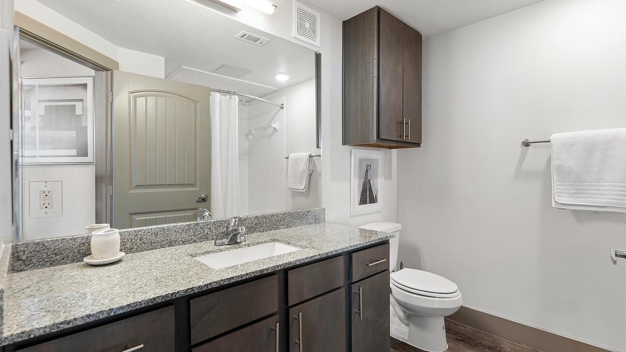 Photo of Bathroom in Manor