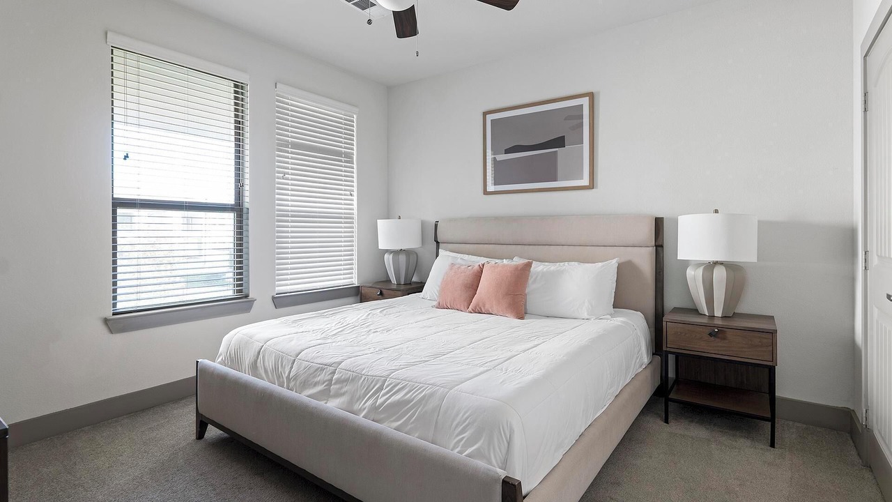 Photo of Bedroom in Manor