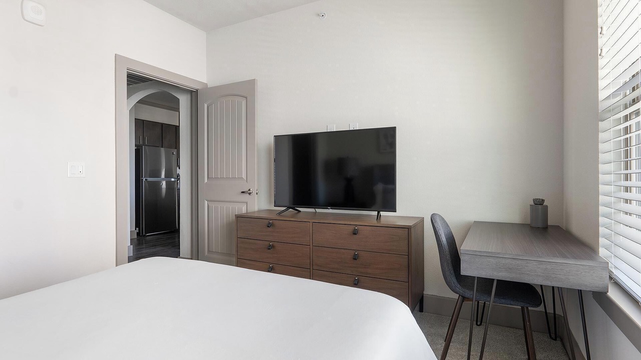 Photo of Bedroom in Manor