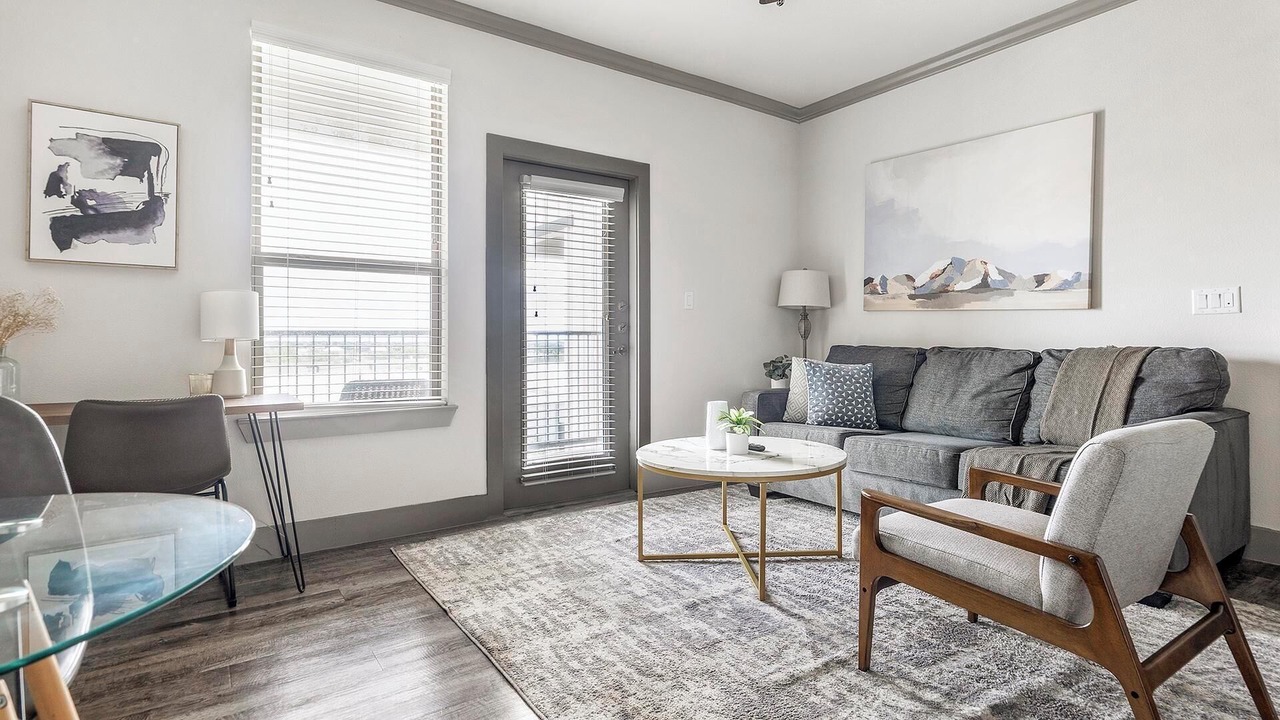Photo of Livingroom in Manor