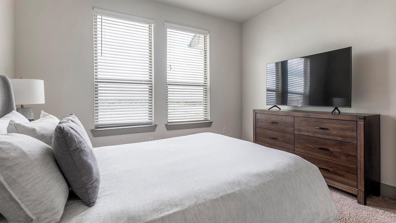 Photo of Bedroom in Manor