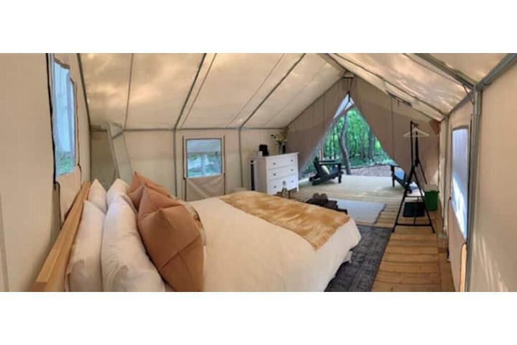 Photo of Bedroom in Elora