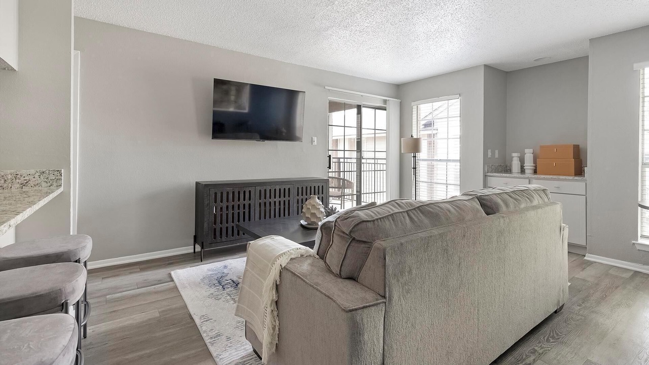 Photo of Livingroom in Royal Ridge