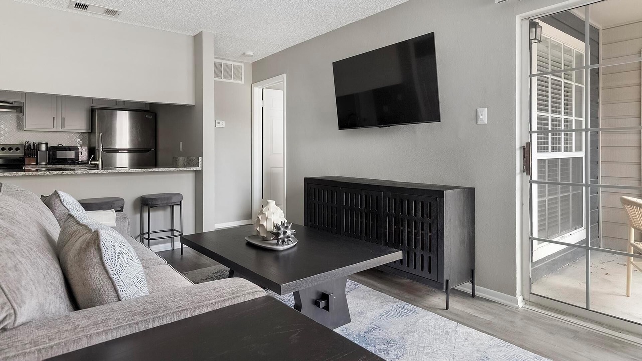 Photo of Livingroom in Royal Ridge