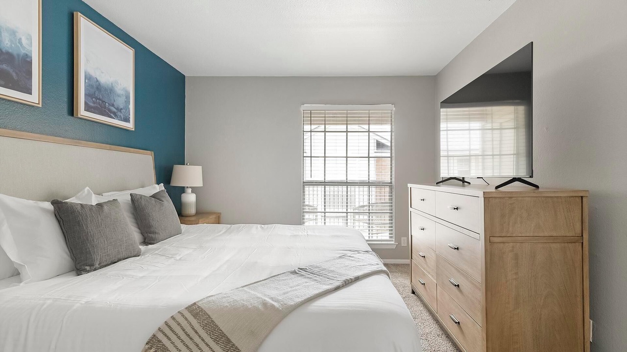 Photo of Bedroom in Royal Ridge