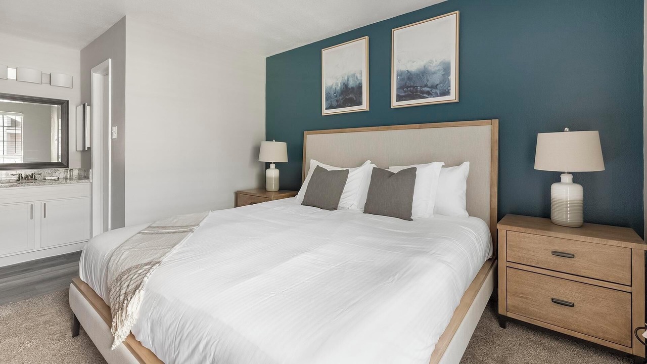 Photo of Bedroom in Royal Ridge