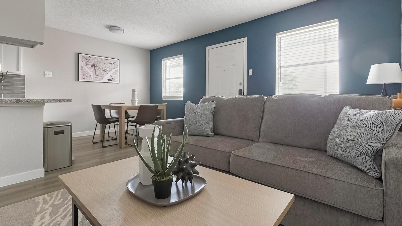 Photo of Livingroom in Southside