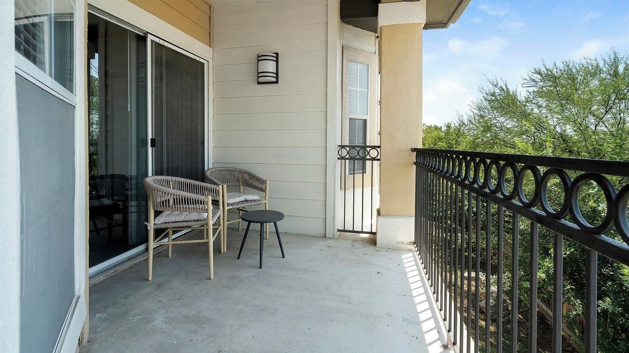 Photo of Patio Balcony in Stone Oak