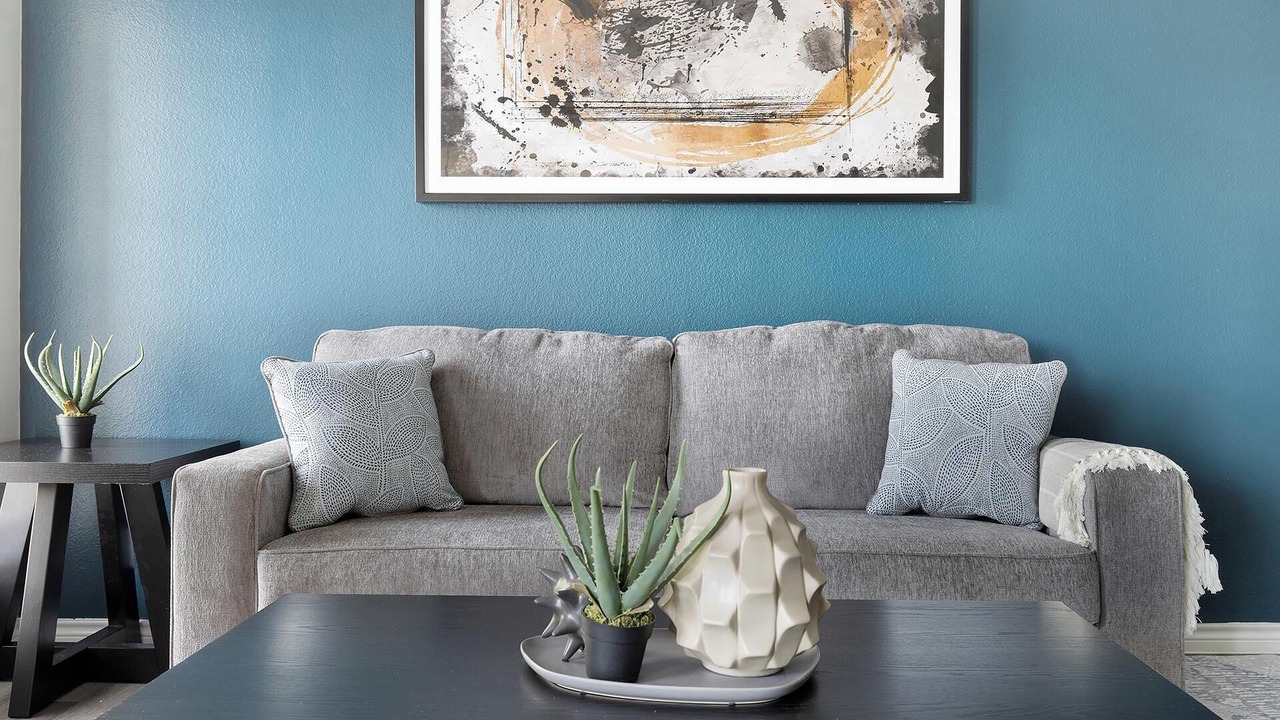 Photo of Livingroom in Royal Ridge