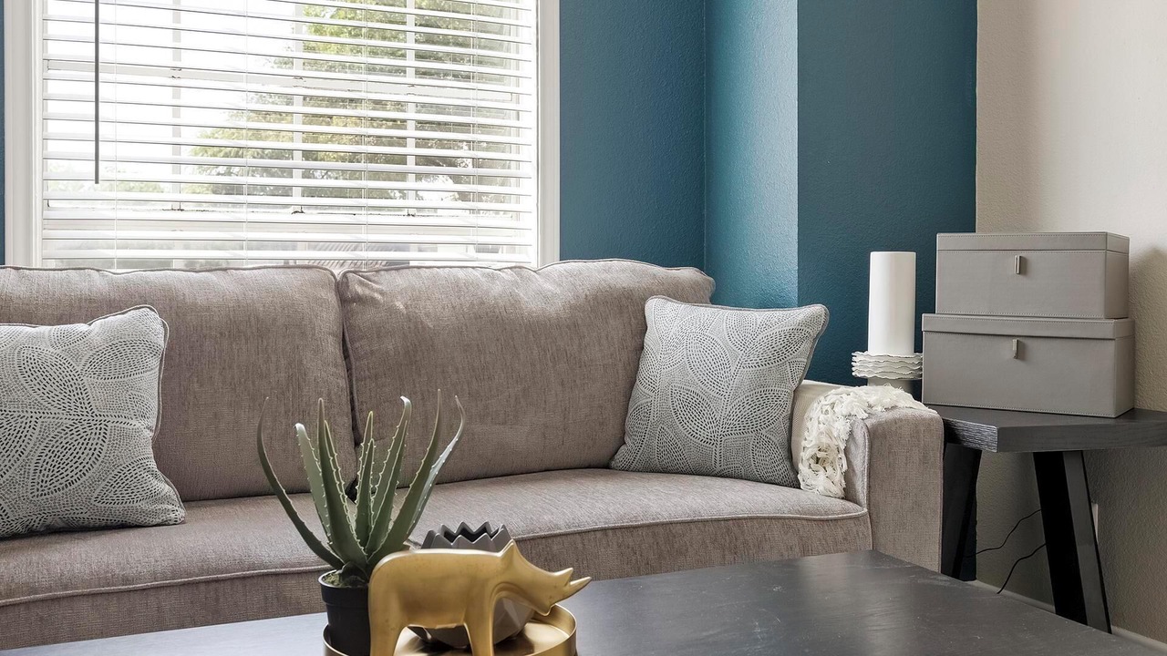 Photo of Livingroom in Royal Ridge
